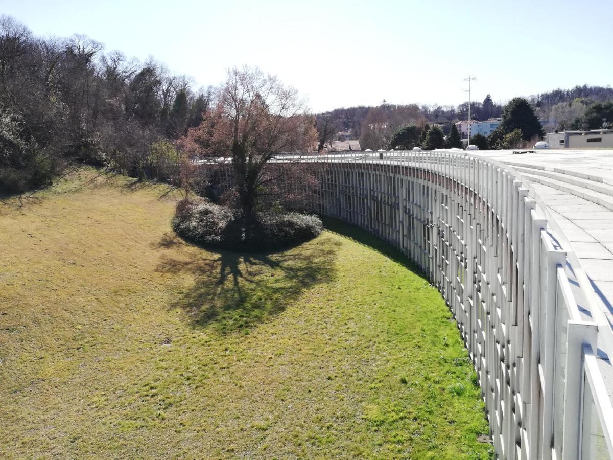 Appartamento Lettera 22 Ivrea Esterno foto