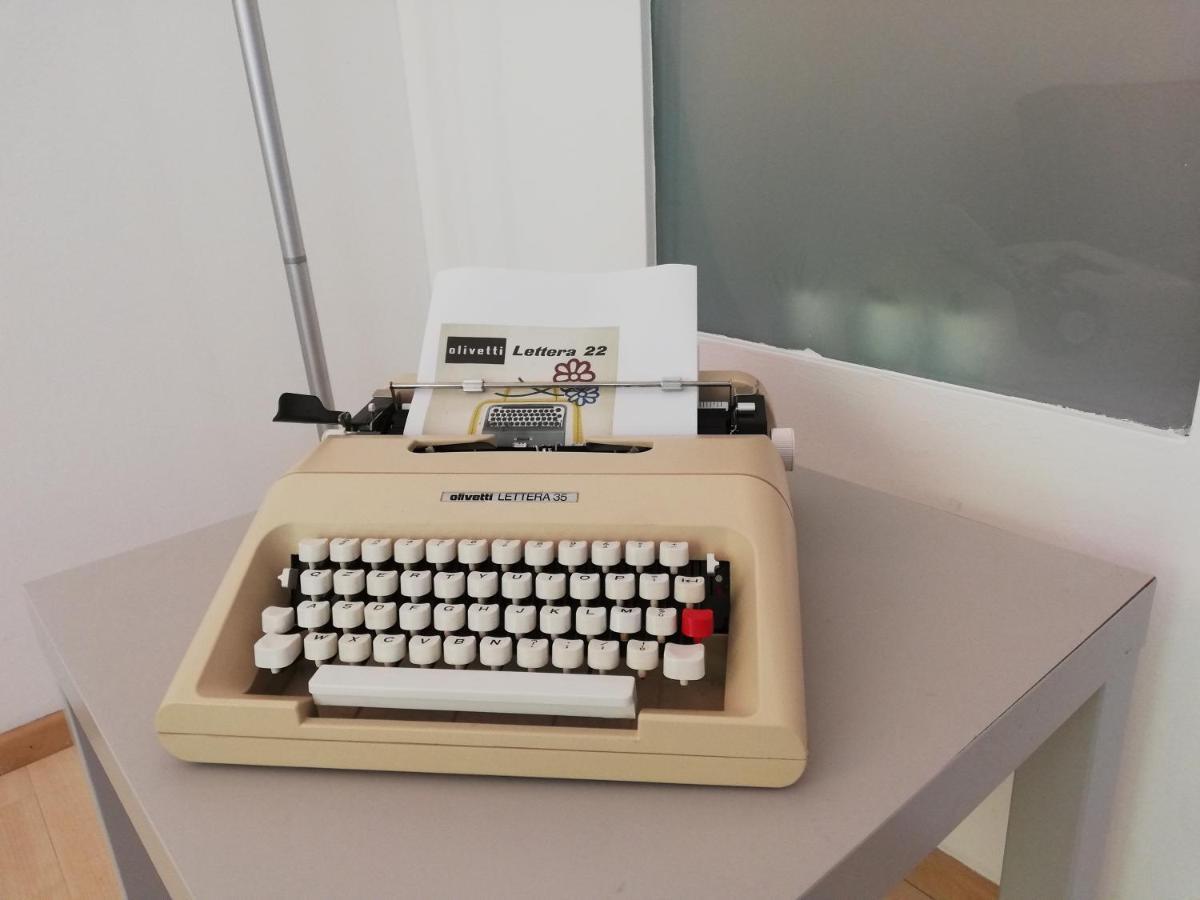 Appartamento Lettera 22 Ivrea Esterno foto